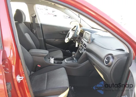 2018 Hyundai Kona Se z USA, uszkodzony, nr VIN KM8K1CAA9JU131707